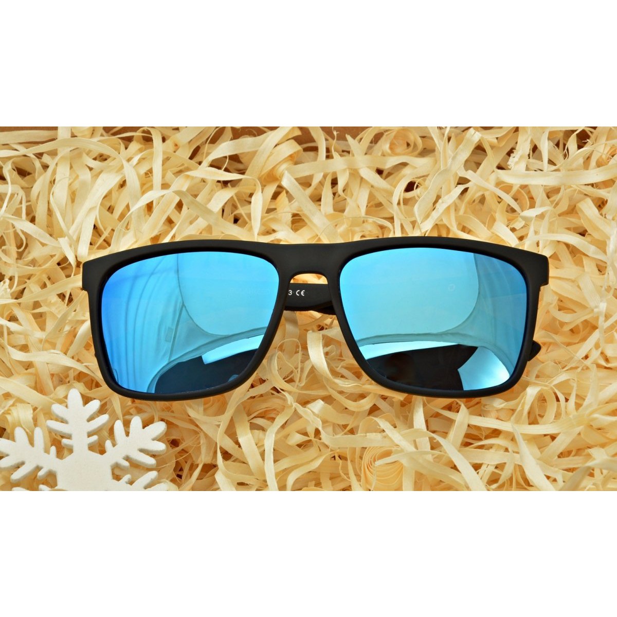 Férfi polarizált napszemüveg kék VINCENT SLR omegamix.hu