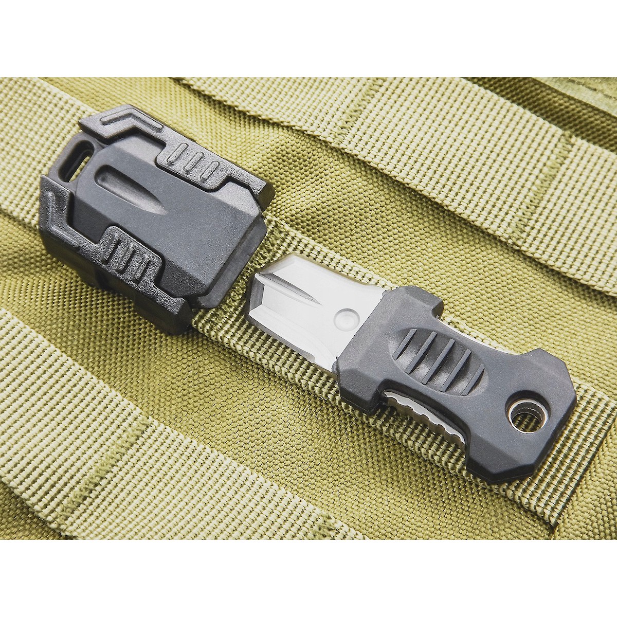 taktikai mentőkés EDC Survival Molle megamix.sk